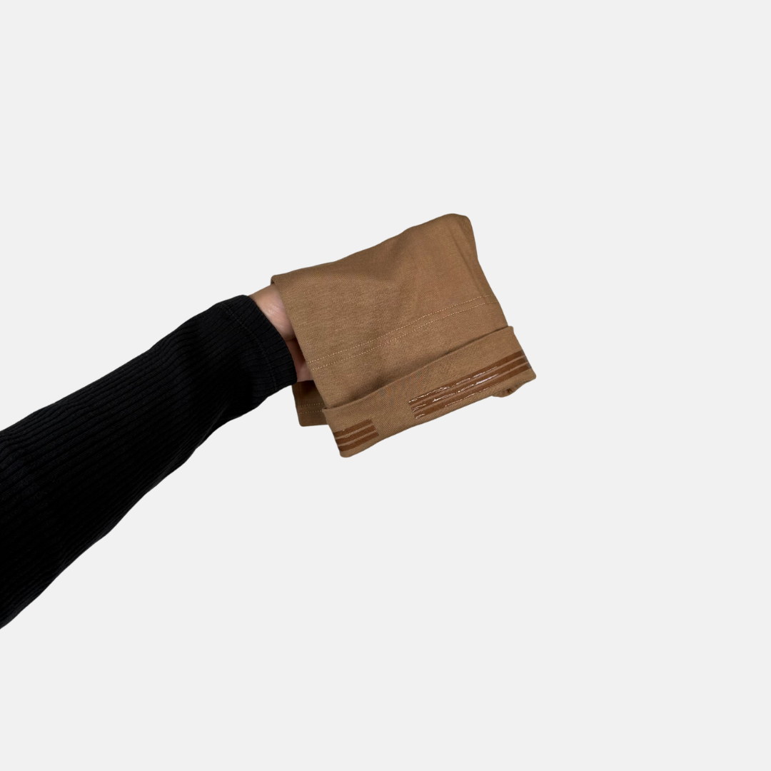 Coffee grip under cap