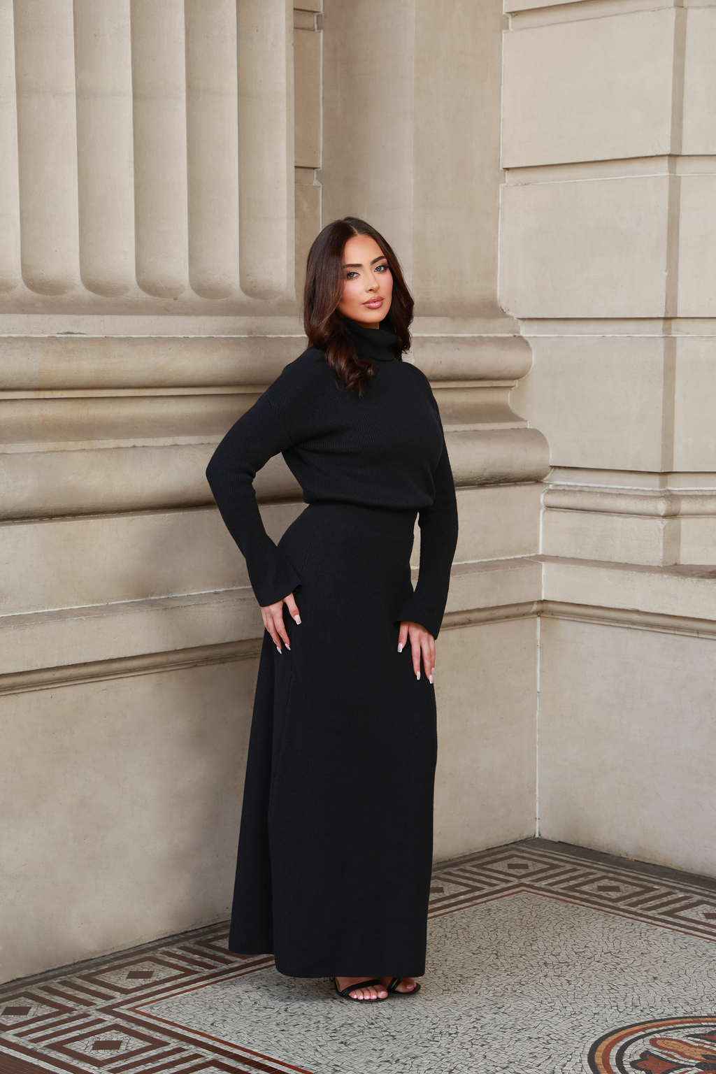 Nayreen Dress - Black
