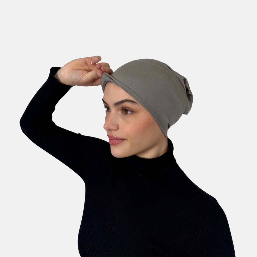 Shadow grip under cap