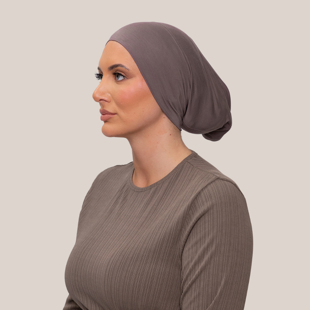 Mystic under cap