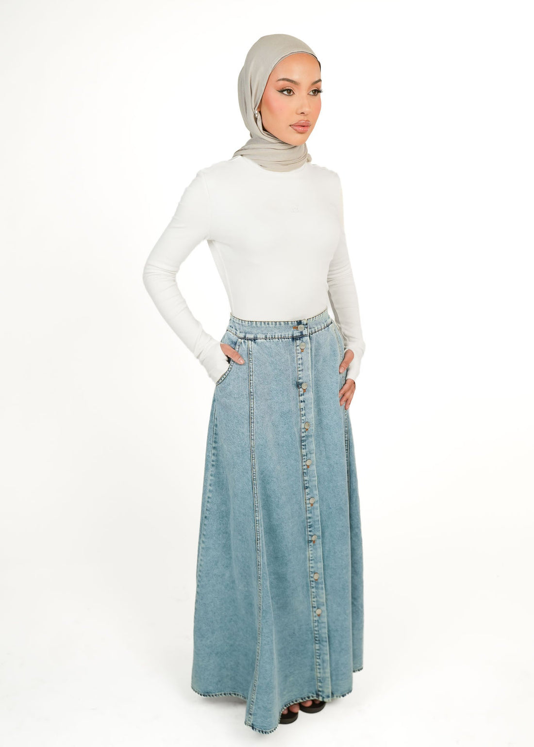(Pre-Order) Essential Maxi Skirt