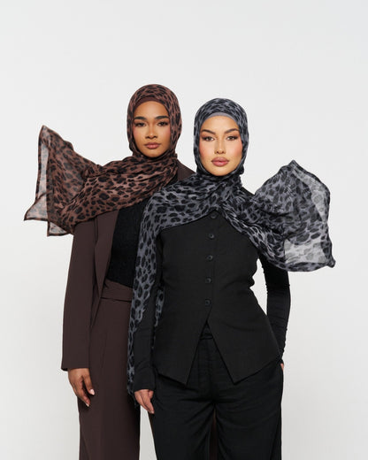 Leopard- Grey