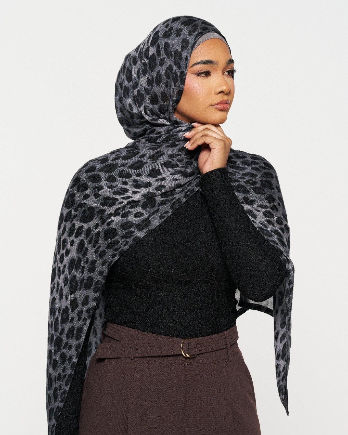 Leopard- Grey