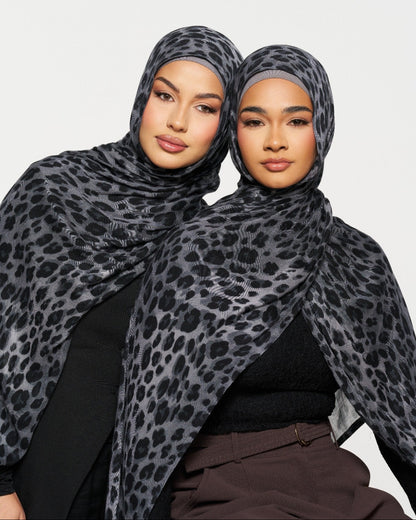 Leopard- Grey