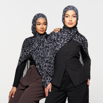 Leopard- Grey