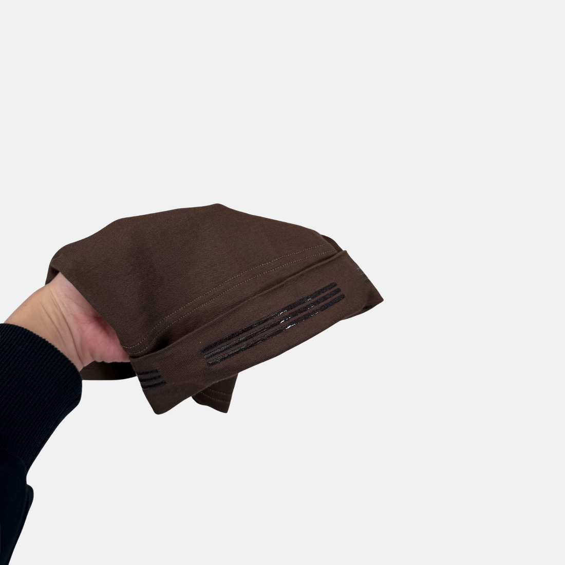 Espresso grip under cap