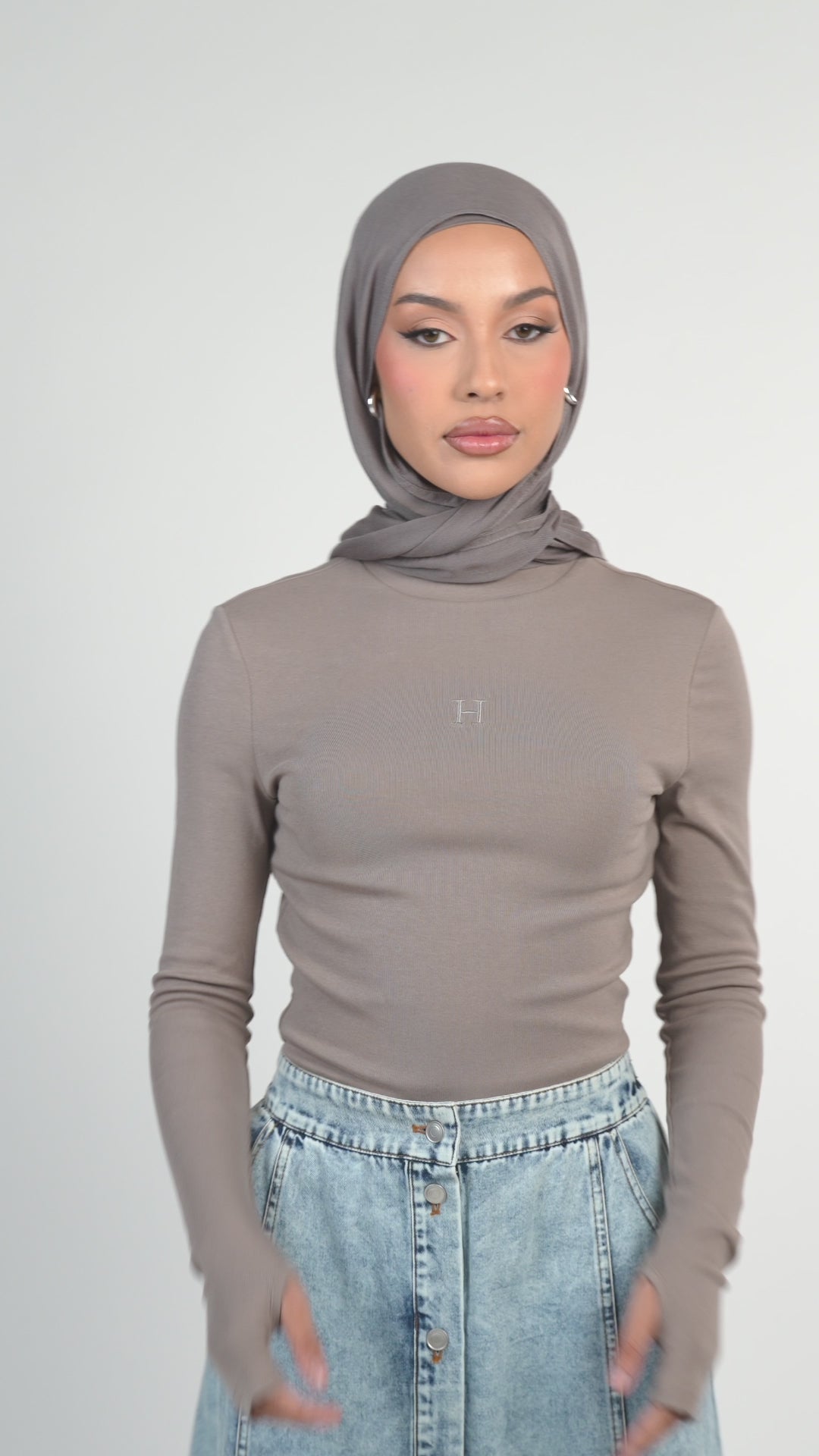 Essential Long Sleeve - Greige
